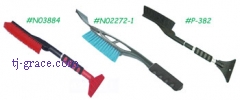 SNOW BRUSH